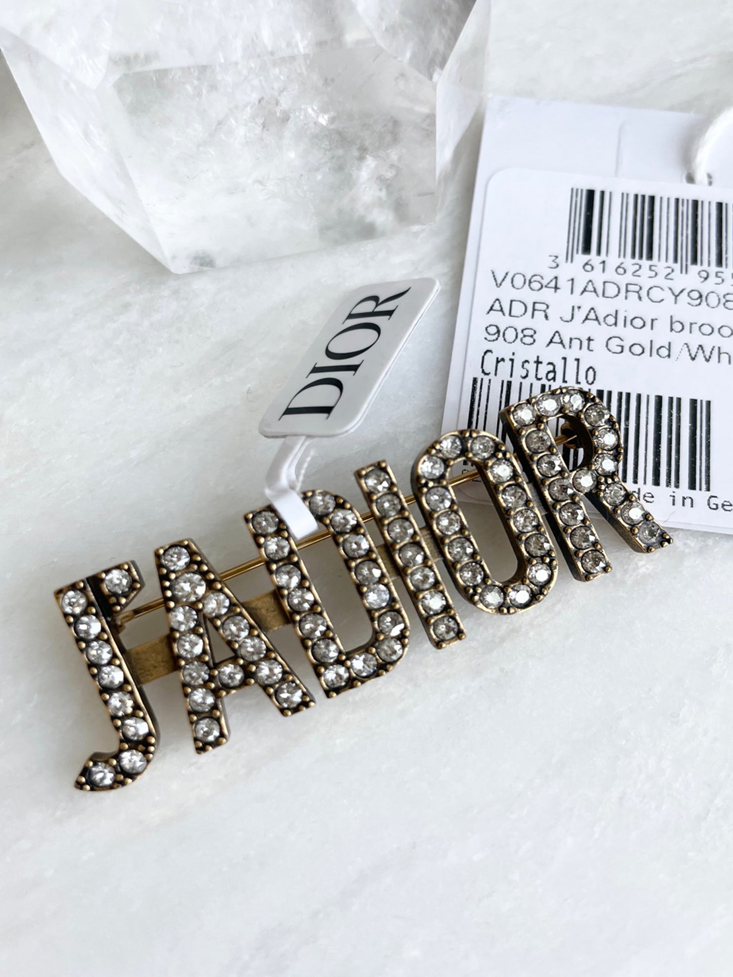 j’adior sparkling brooch