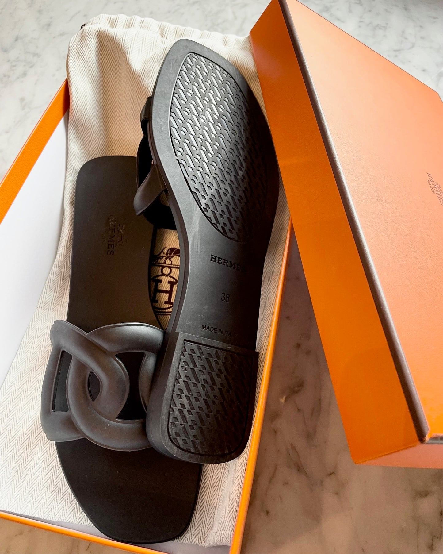 Hermès Aloha Rubber Sandals, Size 38
